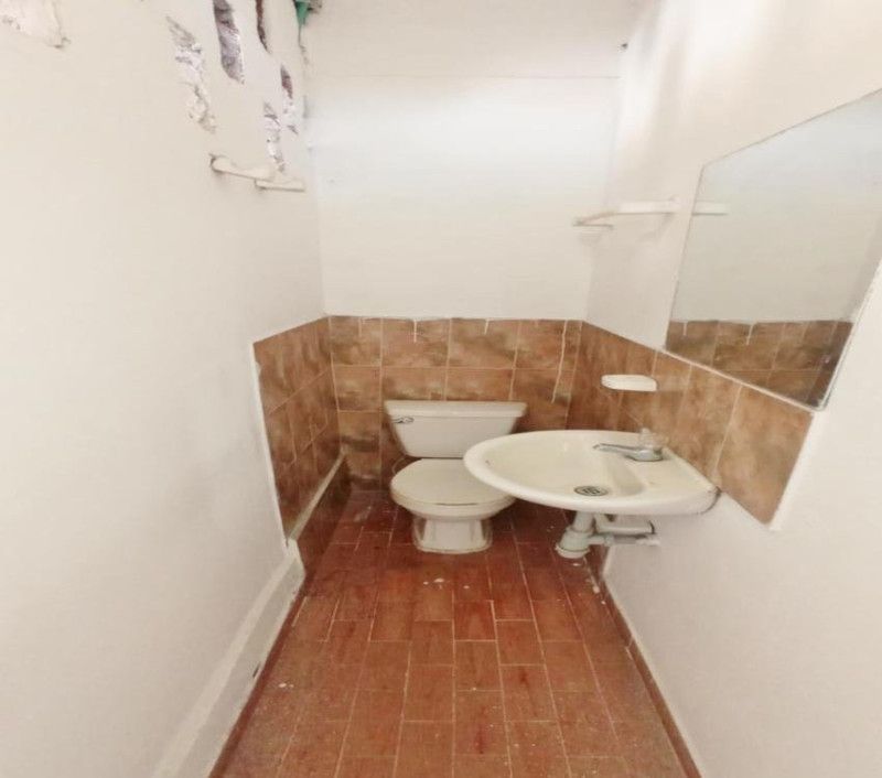 Local en arriendo Santander Floridablanca Molinos Altos 14 m2 Habitaciones 0 Baños 1 Garajes 0 Precio $500000