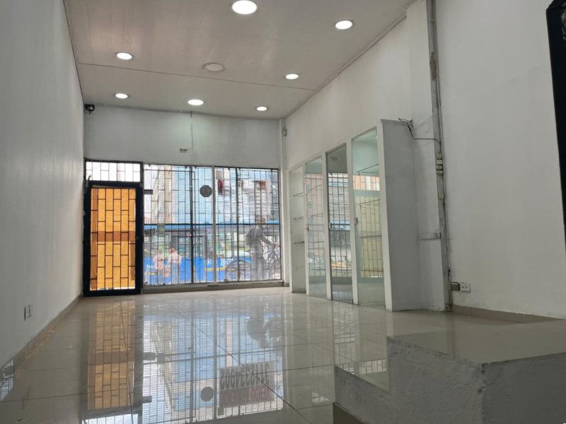 Local en venta Cundinamarca Bogotá Santa Barbara Occidental 79 m2 Habitaciones 0 Baños 1 Garajes 0 Precio $1280000000
