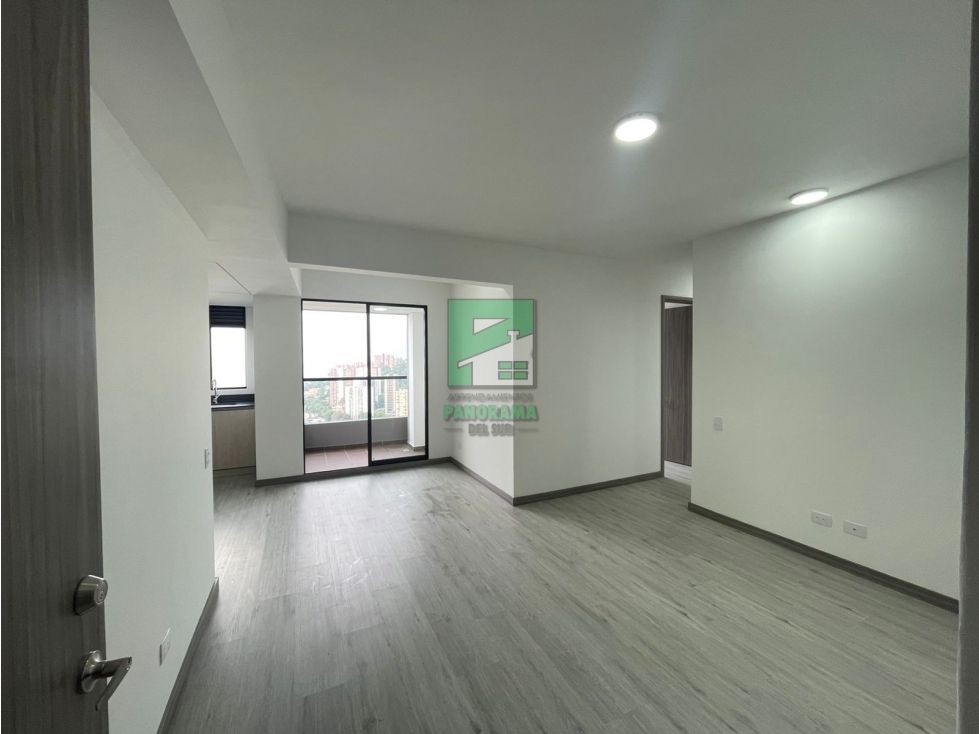 Apartamento en arriendo Antioquia Medellín Asomadera No2 77 m2 Habitaciones 3 Baños 2 Garajes 2 Precio $3800000