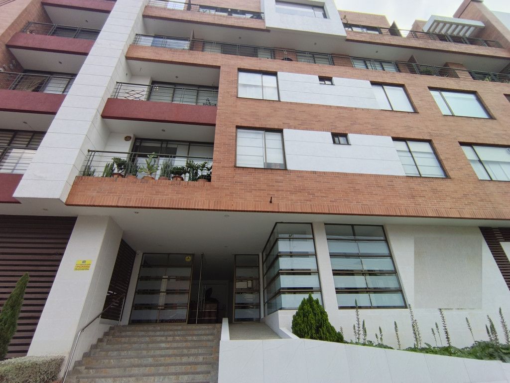Apartaestudio en arriendo Cundinamarca Bogotá San Patricio 63 m2 Habitaciones 1 Baños 2 Garajes 2 Precio $4500000