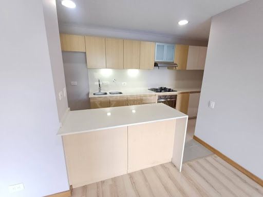 Apartamento en arriendo Antioquia Envigado Zúñiga 110 m2 Habitaciones 3 Baños 3 Garajes 1 Precio $5700000