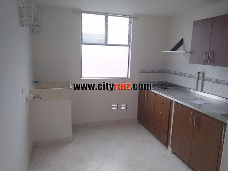 Apartamento en venta Antioquia Medellín Sucre 57 m2 Habitaciones 3 Baños 1 Garajes 0 Precio $270000000