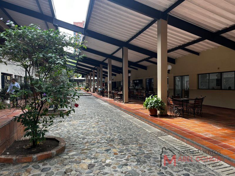Oficina en arriendo Antioquia Envigado Pontevedra 9 m2 Habitaciones 0 Baños 1 Garajes 5 Precio $1000000