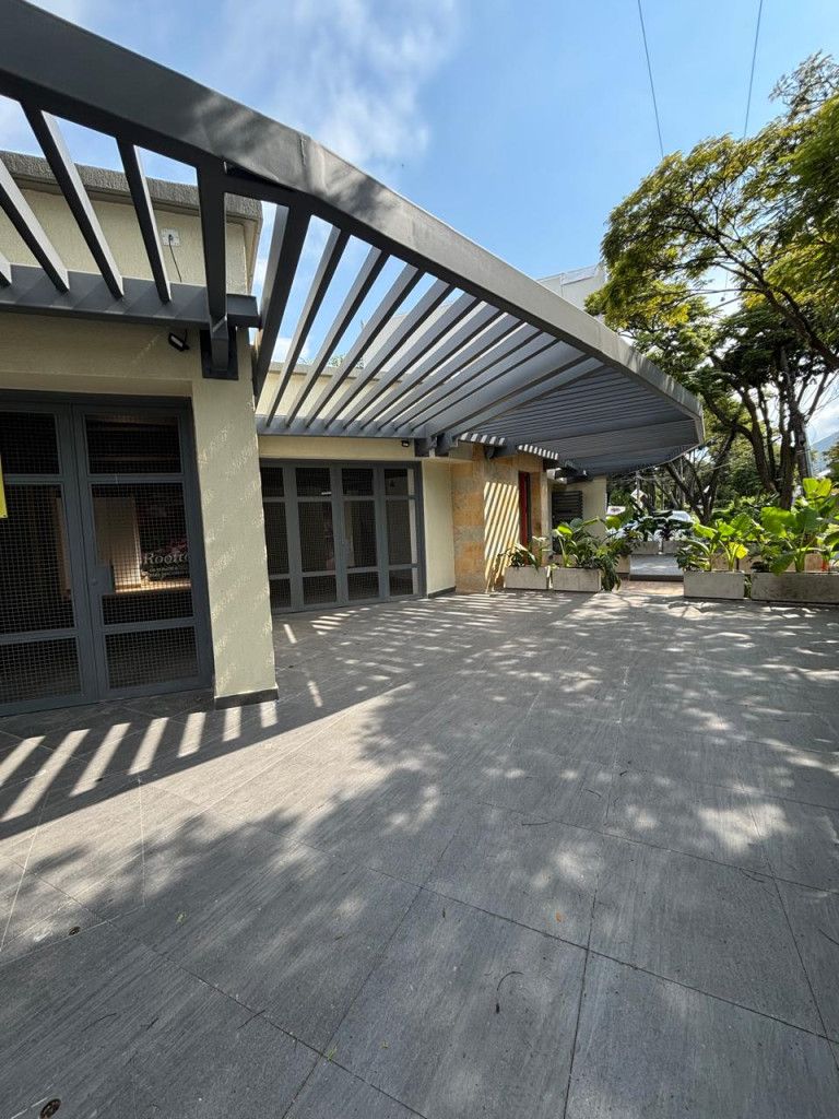 Local en arriendo Valle Del Cauca Cali Urbanización La Flora 54 m2 Habitaciones 0 Baños 1 Garajes 0 Precio $4420000