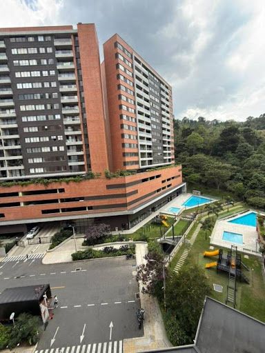 Apartamento en arriendo Antioquia Envigado Trianon 70 m2 Habitaciones 2 Baños 2 Garajes 1 Precio $3600000