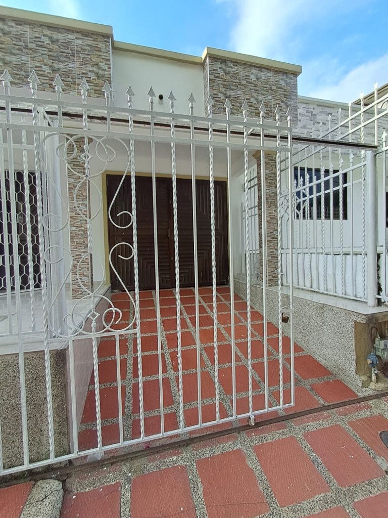 Casa en arriendo Atlántico Barranquilla Las Palmas 0 m2 Habitaciones 3 Baños 2 Garajes 0 Precio $1650000