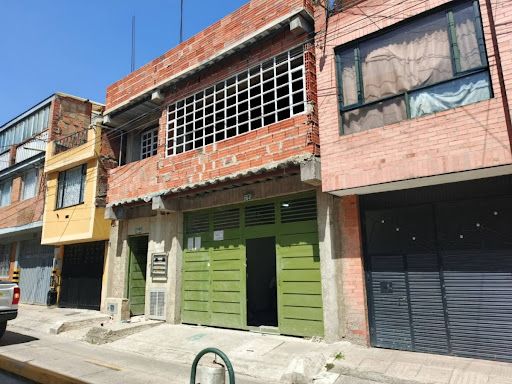 Bodega en arriendo Cundinamarca Bogotá Giralda 120 m2 Habitaciones 0 Baños 1 Garajes 0 Precio $3100000