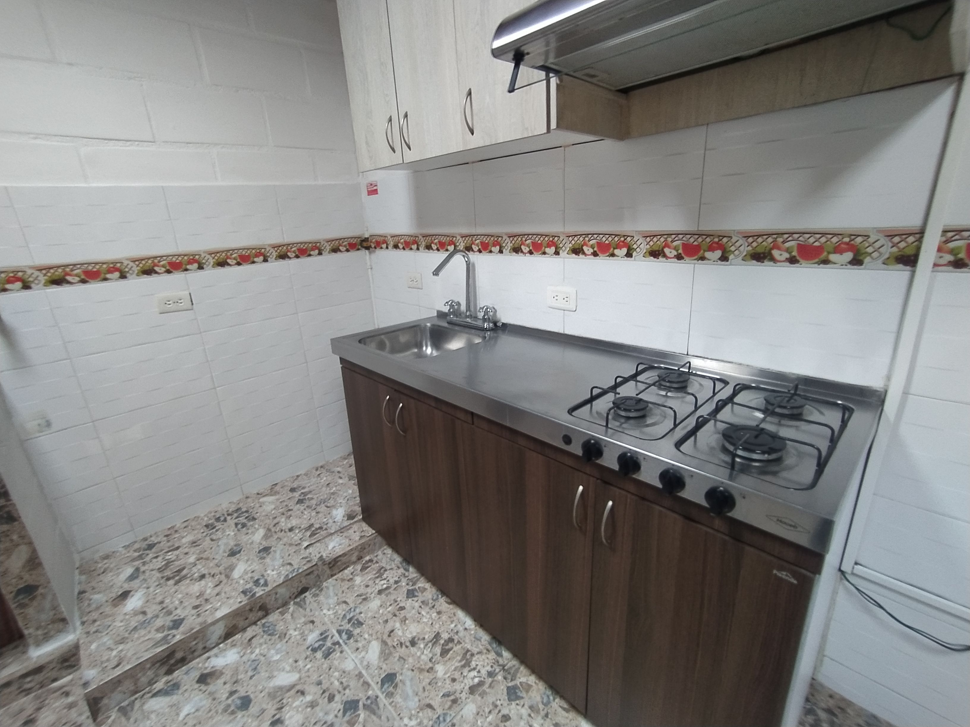 Apartaestudio en arriendo Antioquia Medellín Hector Abad Gomez 30 m2 Habitaciones 1 Baños 1 Garajes 0 Precio $1000000