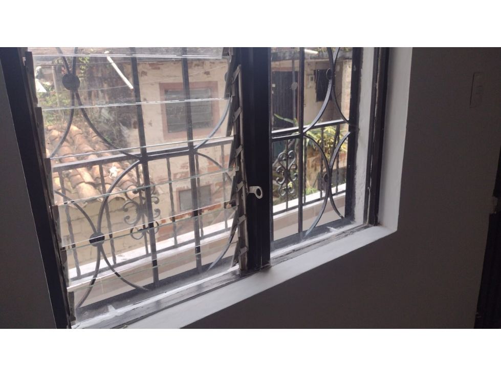 Apartamento en arriendo Antioquia Medellín El Rincon 95 m2 Habitaciones 4 Baños 1 Garajes 0 Precio $1730000