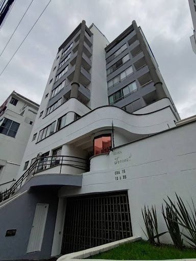 Apartamento en arriendo Risaralda Pereira Los Alpes 97 m2 Habitaciones 2 Baños 2 Garajes 1 Precio $2800000
