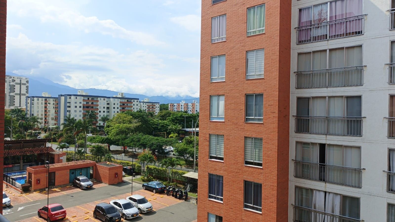 Apartamento en arriendo Valle Del Cauca Cali Ciudad Real 60 m2 Habitaciones 2 Baños 2 Garajes 1 Precio $2800000