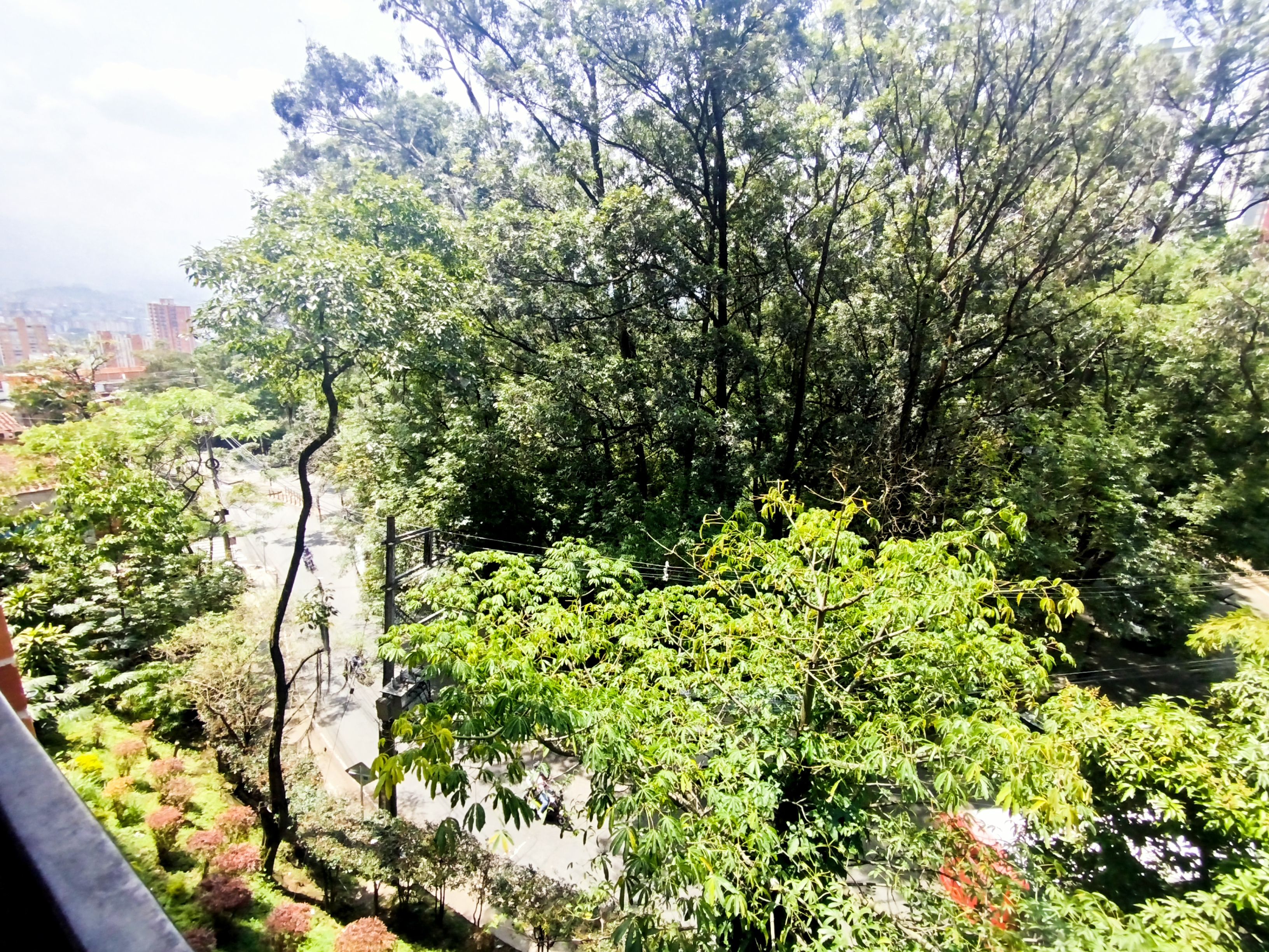 Apartamento en arriendo Antioquia Medellín Urbanizacion Manesa 45 m2 Habitaciones 2 Baños 1 Garajes 1 Precio $1500000