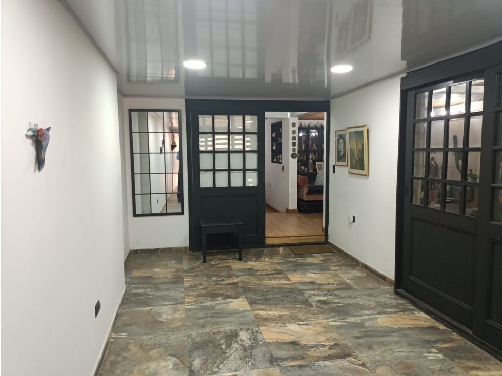 Casa en venta Cundinamarca Bogotá Provivienda Norte 228 m2 Habitaciones 4 Baños 4 Garajes 2 Precio $850000000