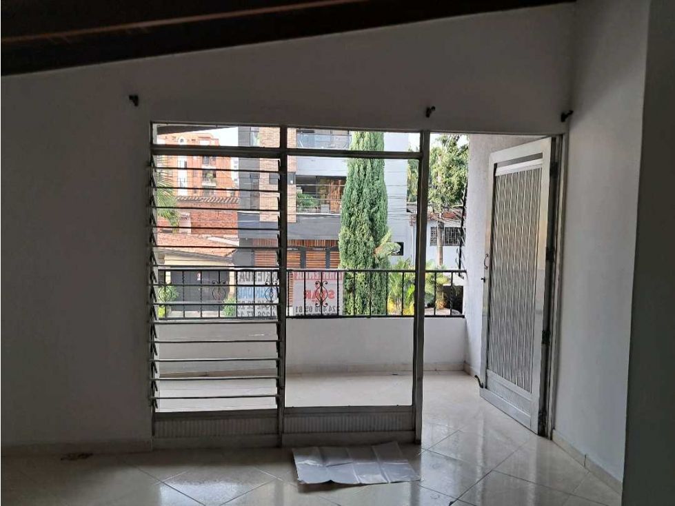 Apartamento en arriendo Antioquia Medellín Belen 60 m2 Habitaciones 3 Baños 2 Garajes 0 Precio $2500000