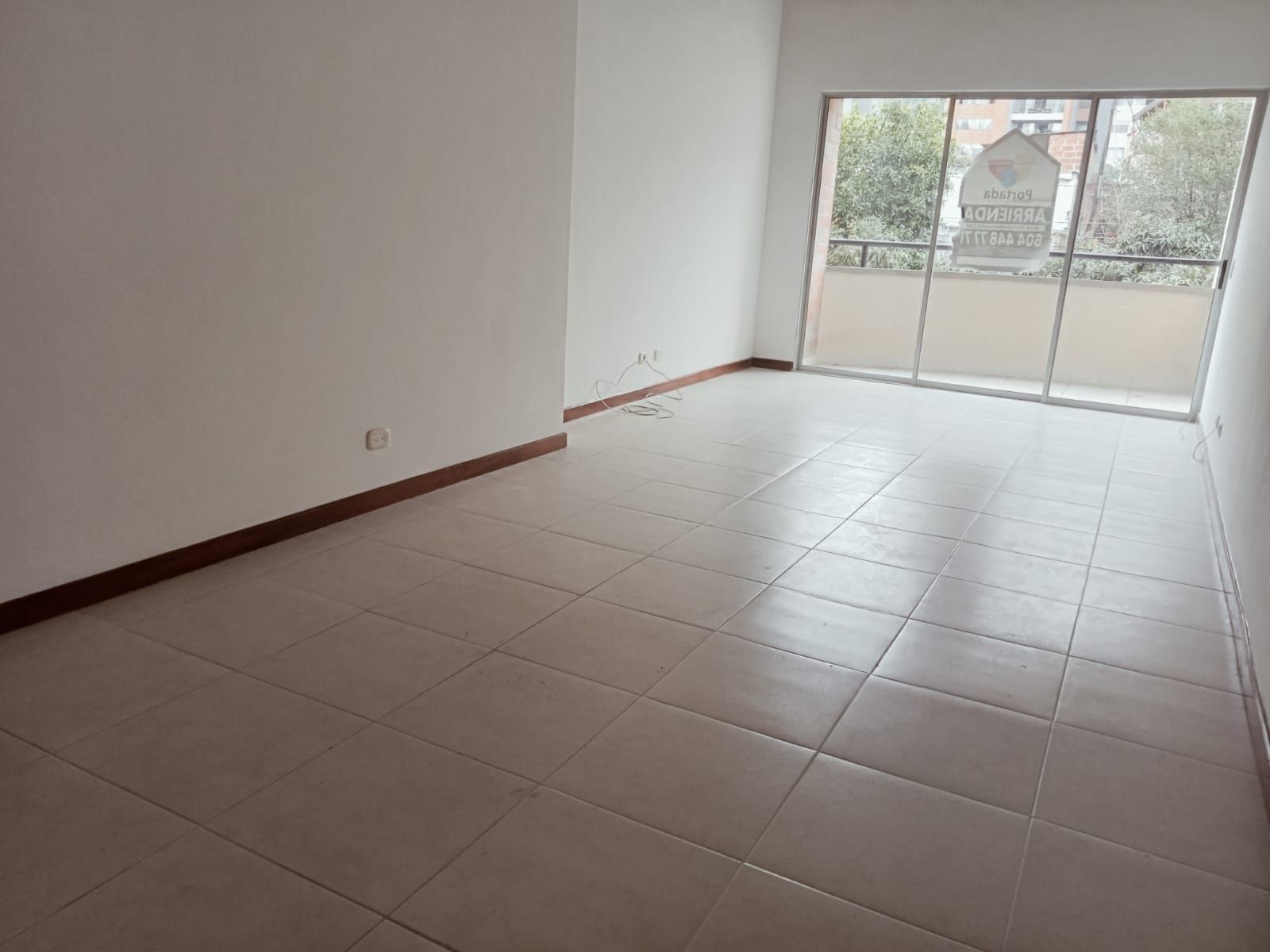 Apartamento en arriendo Antioquia Envigado Loma Linda 85 m2 Habitaciones 3 Baños 2 Garajes 1 Precio $3600000
