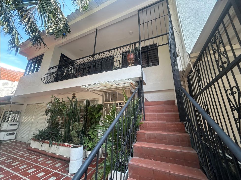 Apartamento en arriendo Valle Del Cauca Cali San Pedro 110 m2 Habitaciones 4 Baños 2 Garajes 1 Precio $2200000