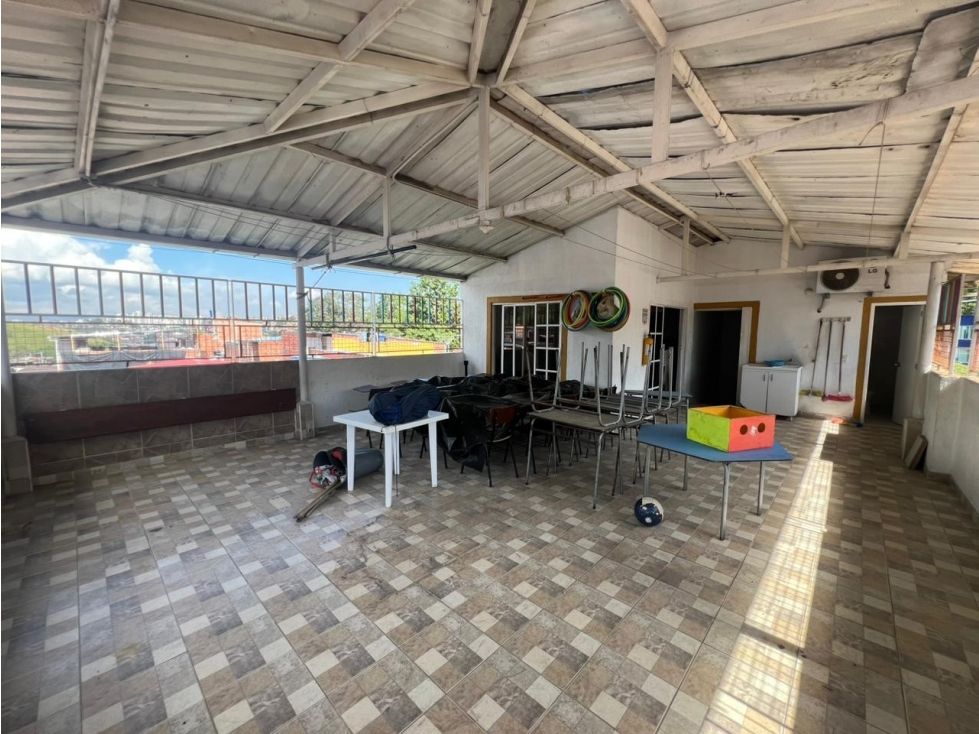 Edificio en arriendo Santander Floridablanca El Portal De Israel 358 m2 Habitaciones 5 Baños 7 Garajes 1 Precio $6000000