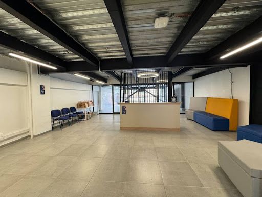 Local en arriendo Caldas Manizales Versalles 153 m2 Habitaciones 0 Baños 2 Garajes 0 Precio $7000000