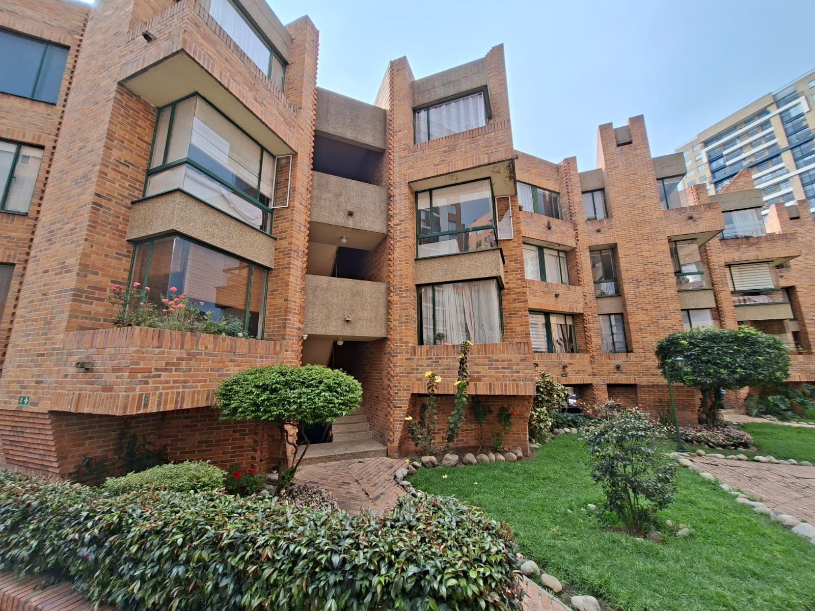 Apartamento en venta Cundinamarca Bogotá Caobos Salazar 80 m2 Habitaciones 3 Baños 2 Garajes 2 Precio $450000000
