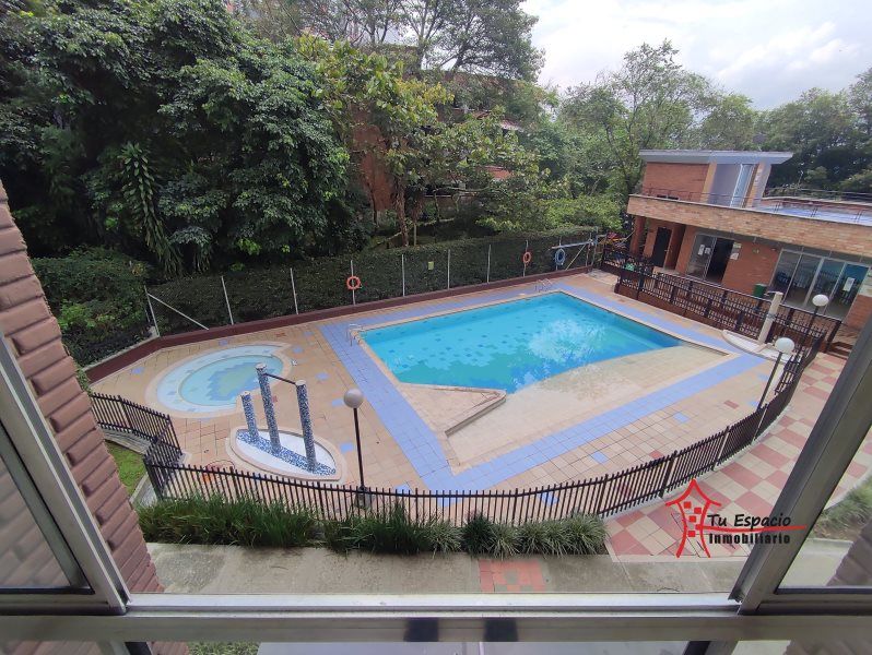 Apartamento en arriendo Antioquia Medellín Asomadera No3 55 m2 Habitaciones 3 Baños 2 Garajes 0 Precio $2500000