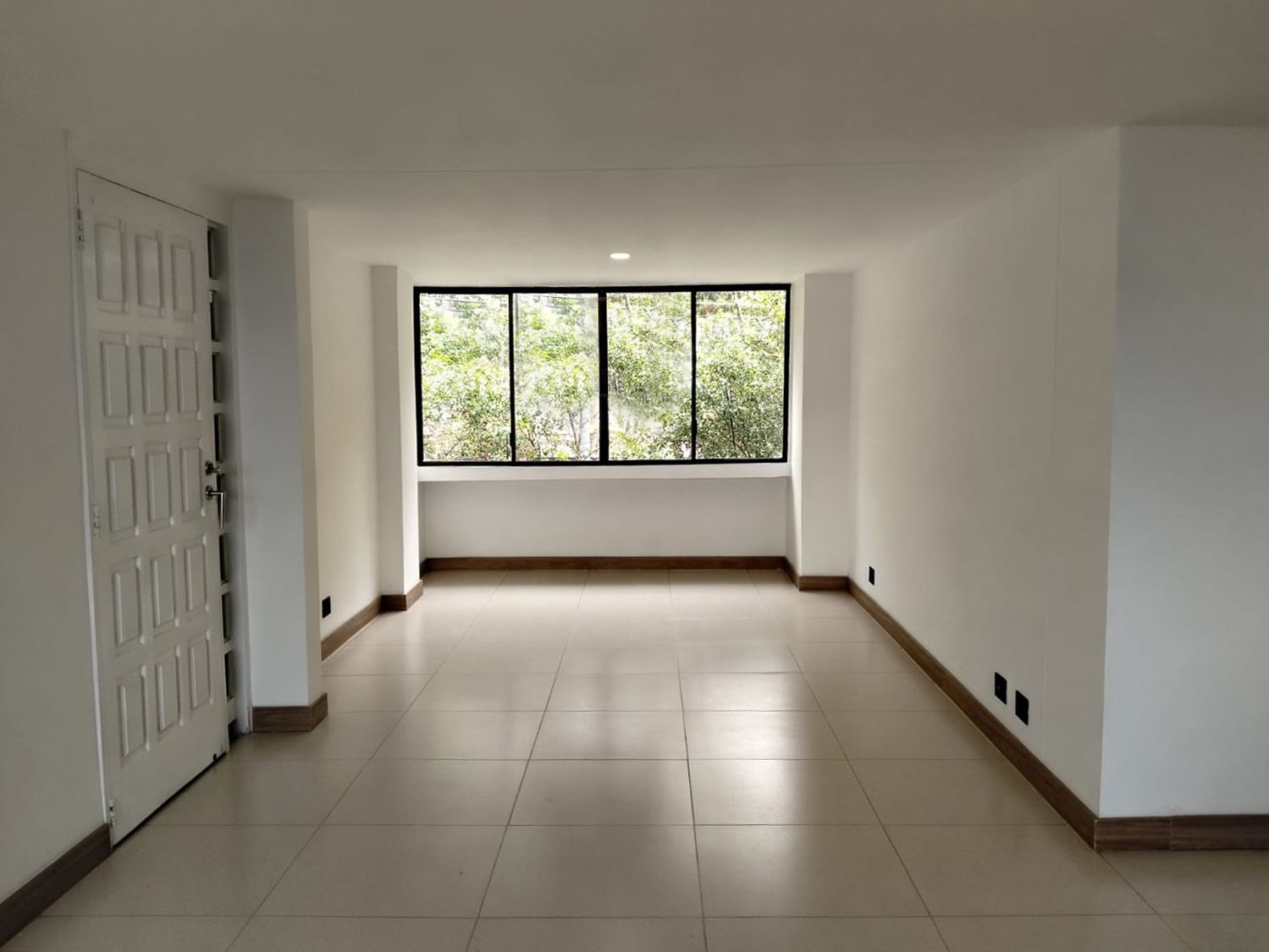 Apartamento en arriendo Antioquia Medellín Las Lomas No 1 110 m2 Habitaciones 3 Baños 3 Garajes 2 Precio $5700000