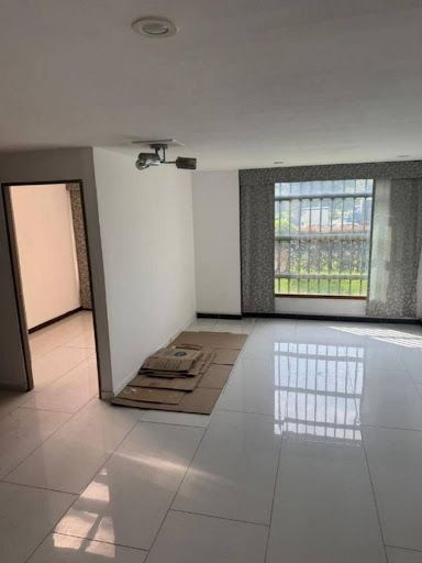 Casa en arriendo Cundinamarca Bogotá Mallorca 150 m2 Habitaciones 3 Baños 3 Garajes 2 Precio $5000000