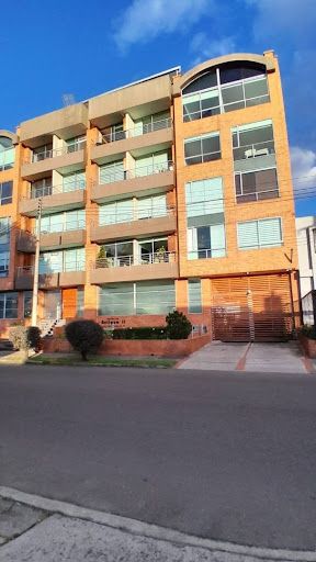 Apartamento en venta Cundinamarca Bogotá Lisboa 101 m2 Habitaciones 2 Baños 3 Garajes 2 Precio $700000000