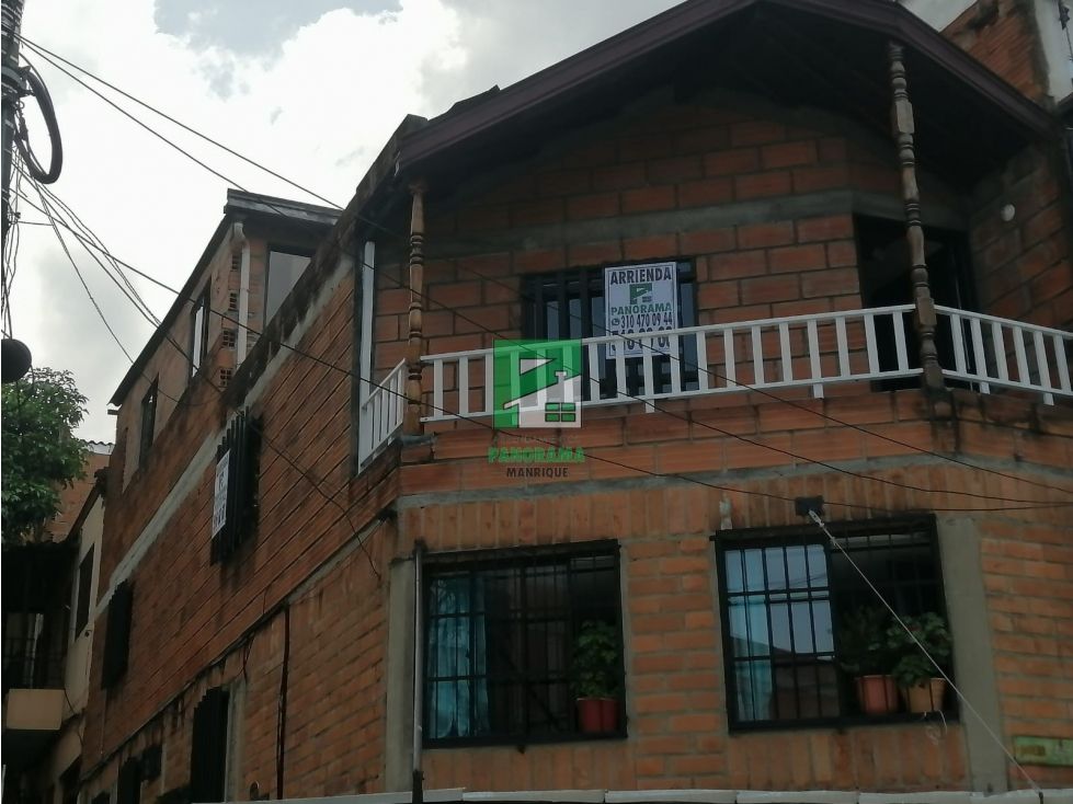 Casa en arriendo Antioquia Medellín Manrique Central No 2 85 m2 Habitaciones 2 Baños 1 Garajes 0 Precio $1400000