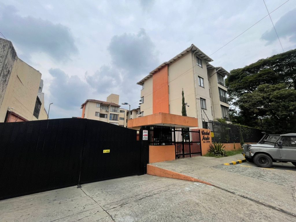 Apartamento en arriendo Valle Del Cauca Cali Urbanización Ciudad Jardín 80 m2 Habitaciones 3 Baños 2 Garajes 1 Precio $1970000