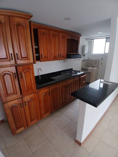 Apartamento en arriendo Antioquia Medellín Los Colores 85 m2 Habitaciones 3 Baños 2 Garajes 1 Precio $2800000