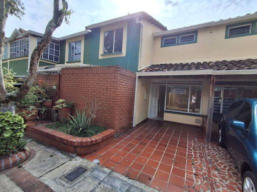 Casa en arriendo Santander Bucaramanga Urbanización Casas Parque San Remo Ii Etapa 120 m2 Habitaciones 3 Baños 3 Garajes 1 Precio $2379000