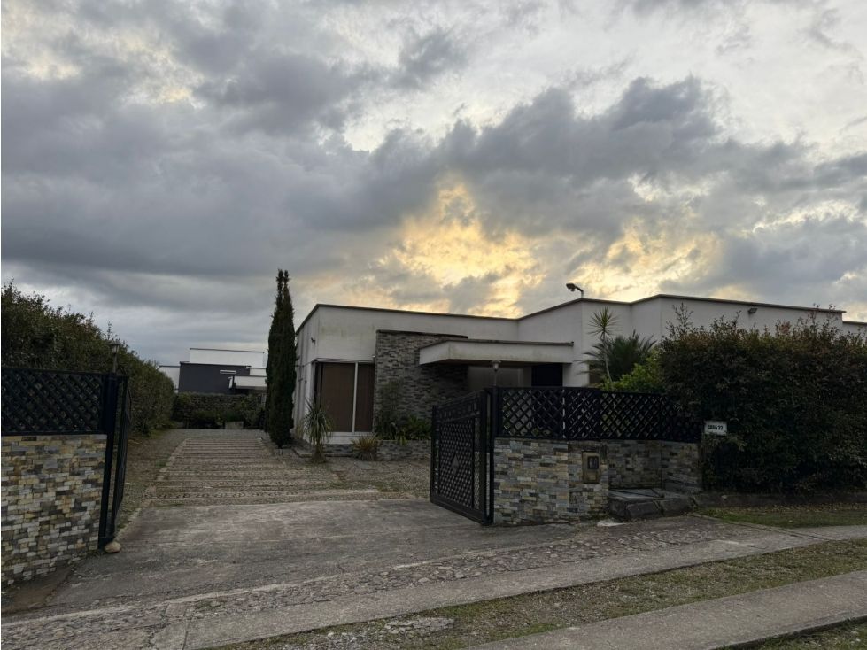 Casa Campestre en venta Quindío Armenia Sector Centro 340 m2 Habitaciones 4 Baños 2 Garajes 2 Precio $1550000000