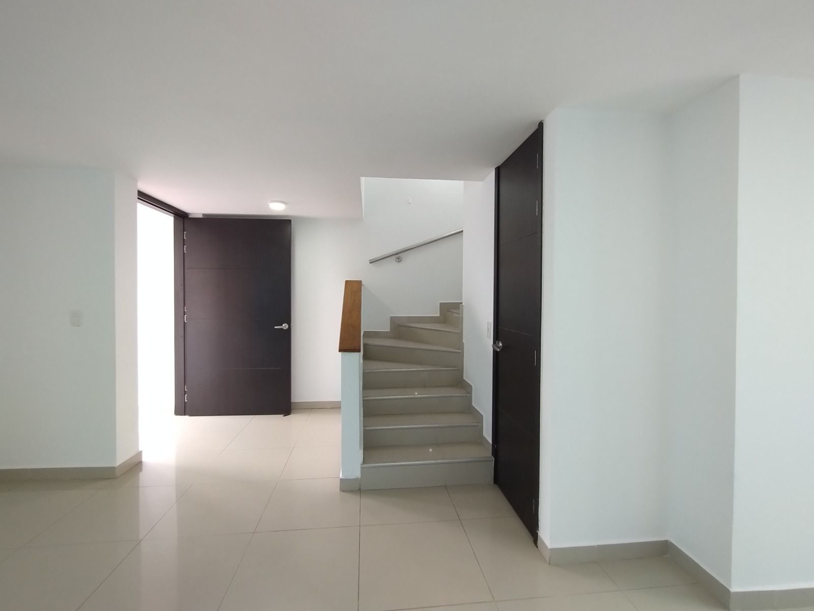 Casa en arriendo Atlántico Barranquilla Ciudad Jardin 145 m2 Habitaciones 4 Baños 4 Garajes 2 Precio $4800000