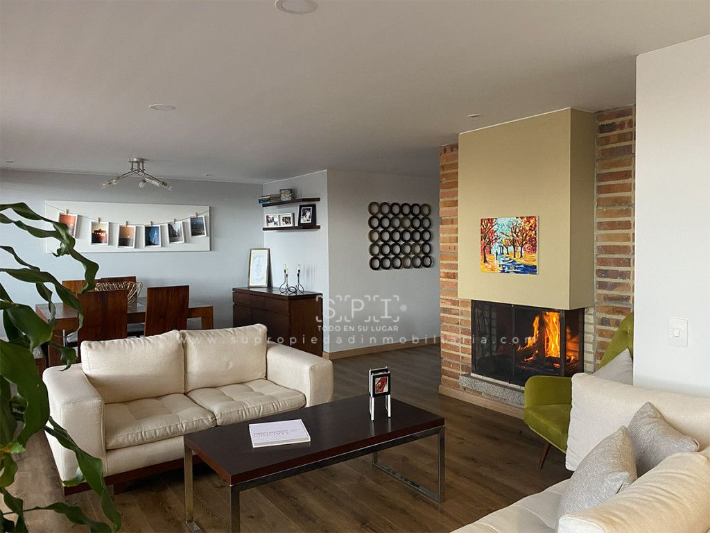 Apartamento en arriendo Cundinamarca Bogotá Ub Santa Coloma 145 m2 Habitaciones 3 Baños 5 Garajes 2 Precio $7157000