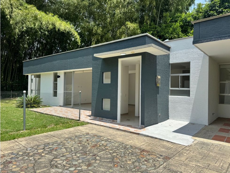 Casa Campestre en arriendo Quindío Armenia Sector Centro 186 m2 Habitaciones 3 Baños 3 Garajes 1 Precio $5467301