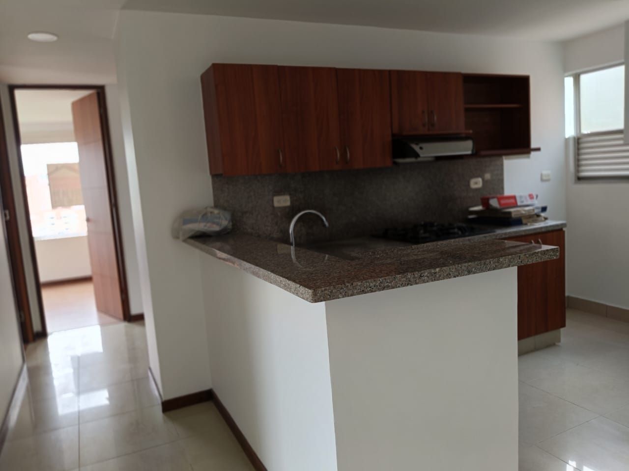 Apartamento en arriendo Antioquia Envigado El Esmeraldal 80 m2 Habitaciones 3 Baños 2 Garajes 2 Precio $4000000