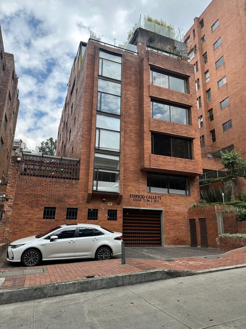 Apartamento en venta Cundinamarca Bogotá Bellavista 110 m2 Habitaciones 3 Baños 3 Garajes 1 Precio $940000000