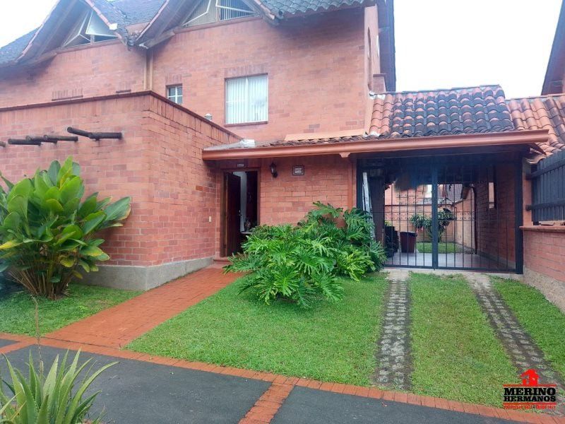 Casa en venta Antioquia Rionegro San Antonio 160 m2 Habitaciones 3 Baños 3 Garajes 1 Precio $900000000