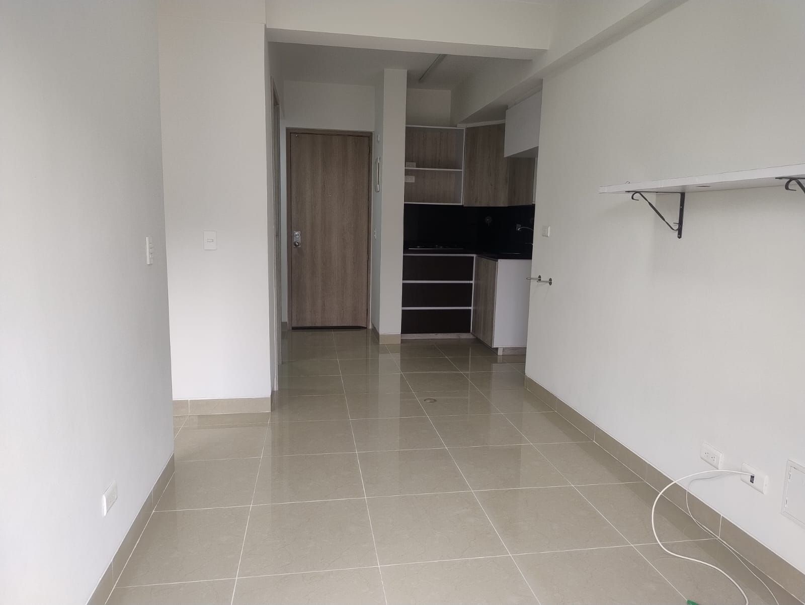 Apartaestudio en arriendo Antioquia Bello Urbanización Porto Alegre 39 m2 Habitaciones 1 Baños 2 Garajes 1 Precio $1950000