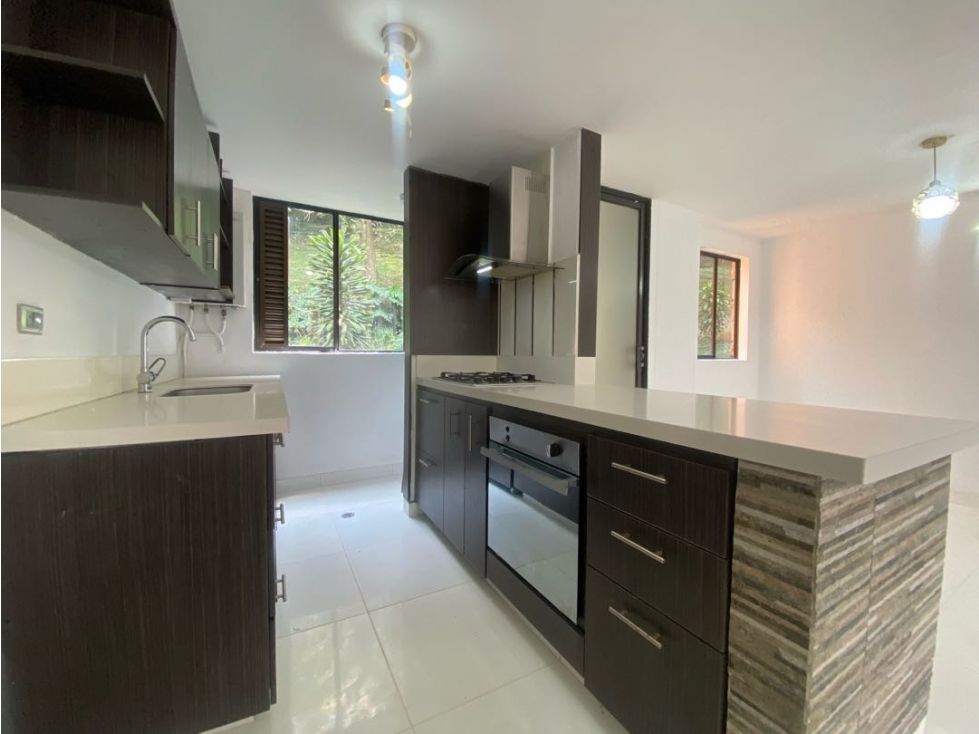 Apartamento en arriendo Antioquia Medellín San Diego 80 m2 Habitaciones 3 Baños 3 Garajes 1 Precio $3700000