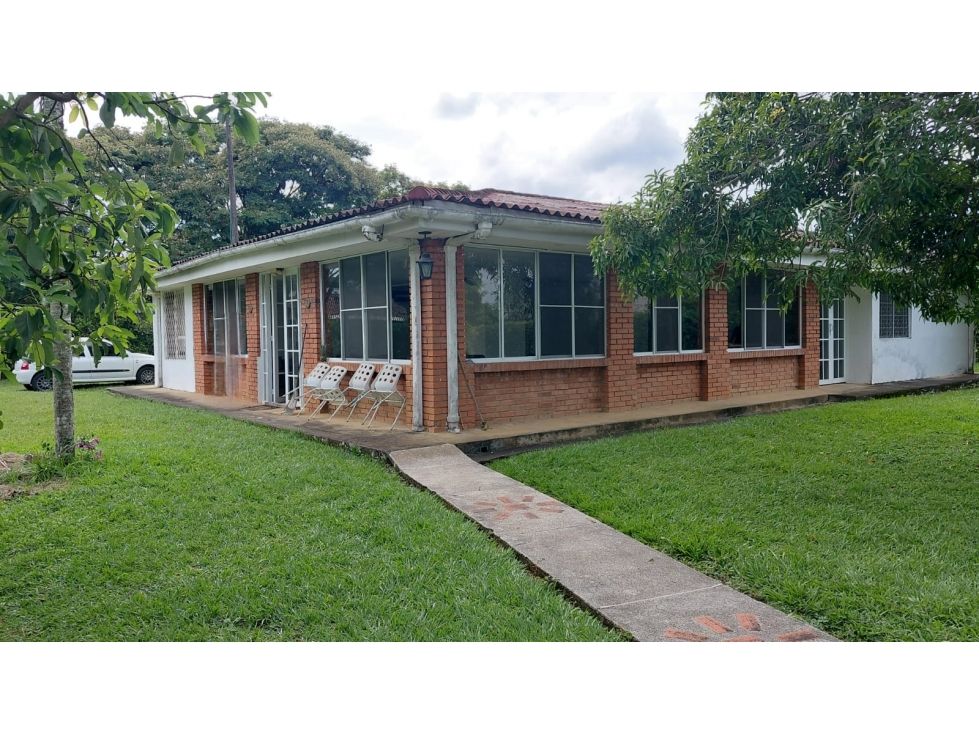 Casa Campestre en venta Valle Del Cauca Jamundí Jamundí 286 m2 Habitaciones 4 Baños 2 Garajes 5 Precio $550000000