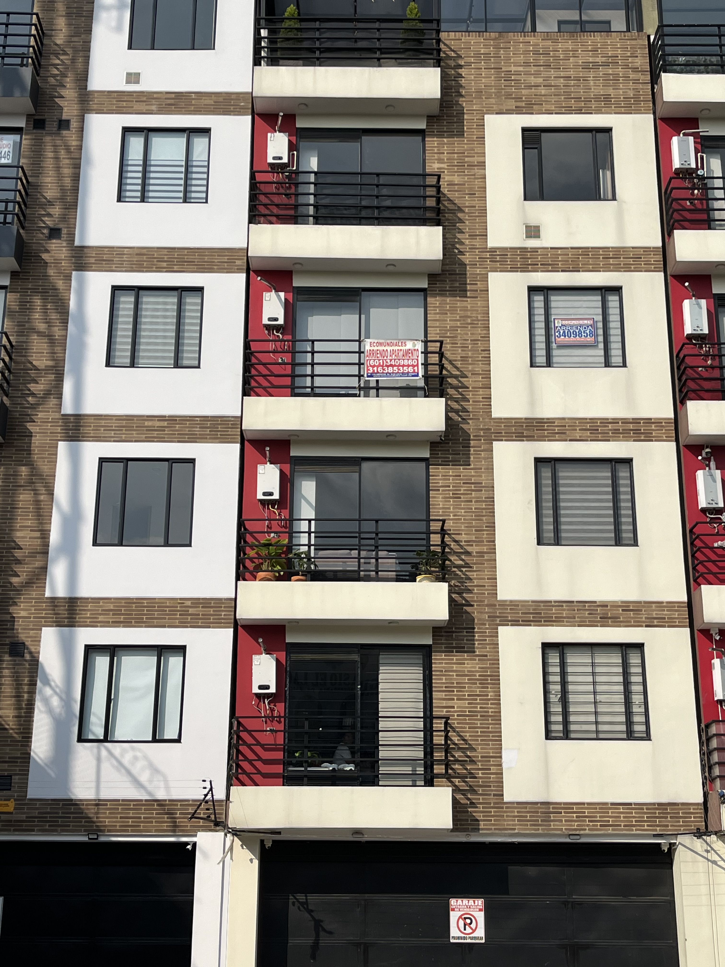 Apartamento en arriendo Cundinamarca Bogotá Santa Maria 60 m2 Habitaciones 2 Baños 2 Garajes 1 Precio $1900000