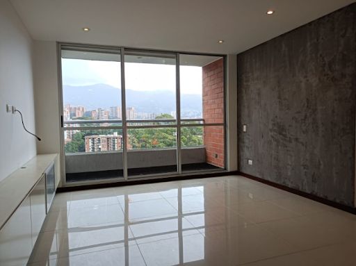 Apartamento en arriendo Antioquia Envigado El Esmeraldal 69 m2 Habitaciones 2 Baños 2 Garajes 2 Precio $3600000