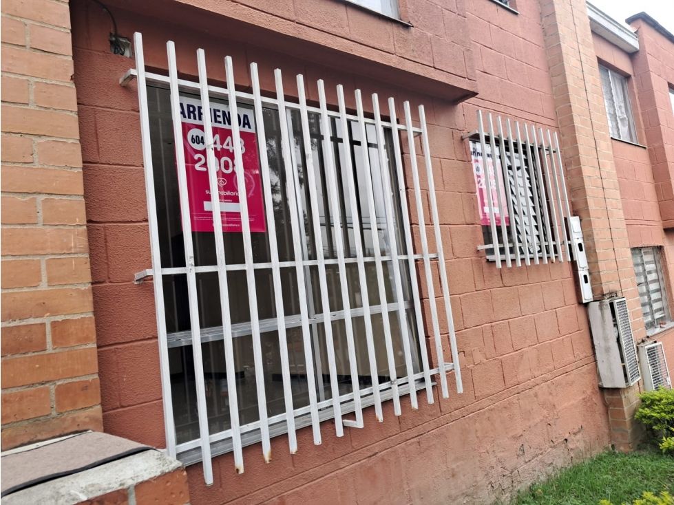 Apartamento en arriendo Antioquia Medellín Betania 65 m2 Habitaciones 3 Baños 2 Garajes 0 Precio $2150000