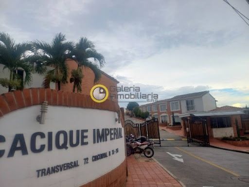 Casa en arriendo Santander Bucaramanga Cr Cacique Imperial 170 m2 Habitaciones 3 Baños 4 Garajes 2 Precio $5133000