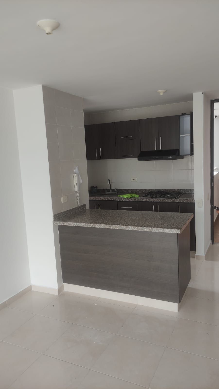Apartamento en arriendo Santander Piedecuesta Reserva De La Loma 64 m2 Habitaciones 3 Baños 2 Garajes 1 Precio $1500000