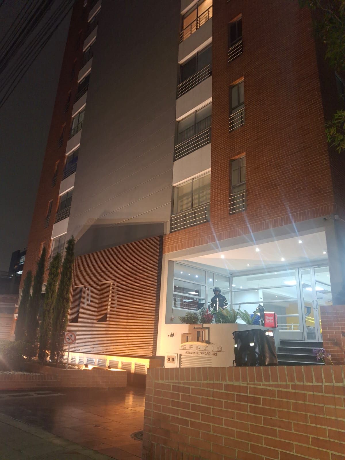 Apartamento en arriendo Cundinamarca Bogotá Cedritos 43 m2 Habitaciones 1 Baños 1 Garajes 1 Precio $2317000