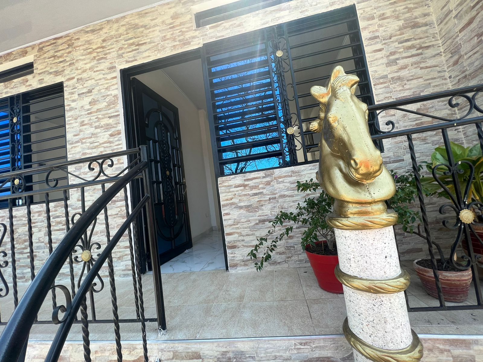 Apartaestudio en arriendo Valle Del Cauca Cali Manuel María Buenaventura 30 m2 Habitaciones 1 Baños 1 Garajes 0 Precio $800000