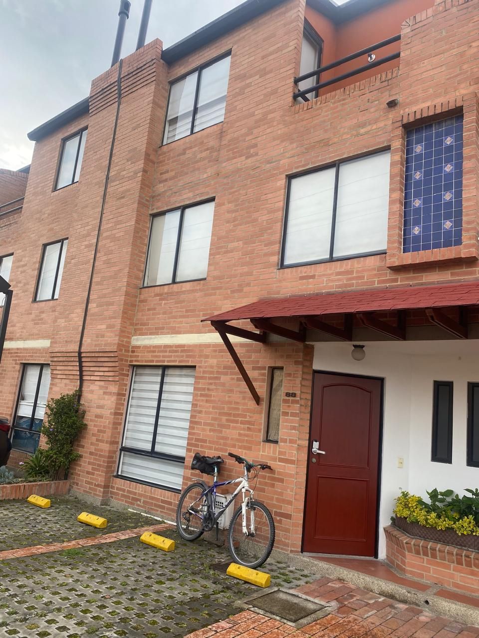 Casa en venta Cundinamarca Chía Cr Montebello 150 m2 Habitaciones 4 Baños 3 Garajes 2 Precio $650000000