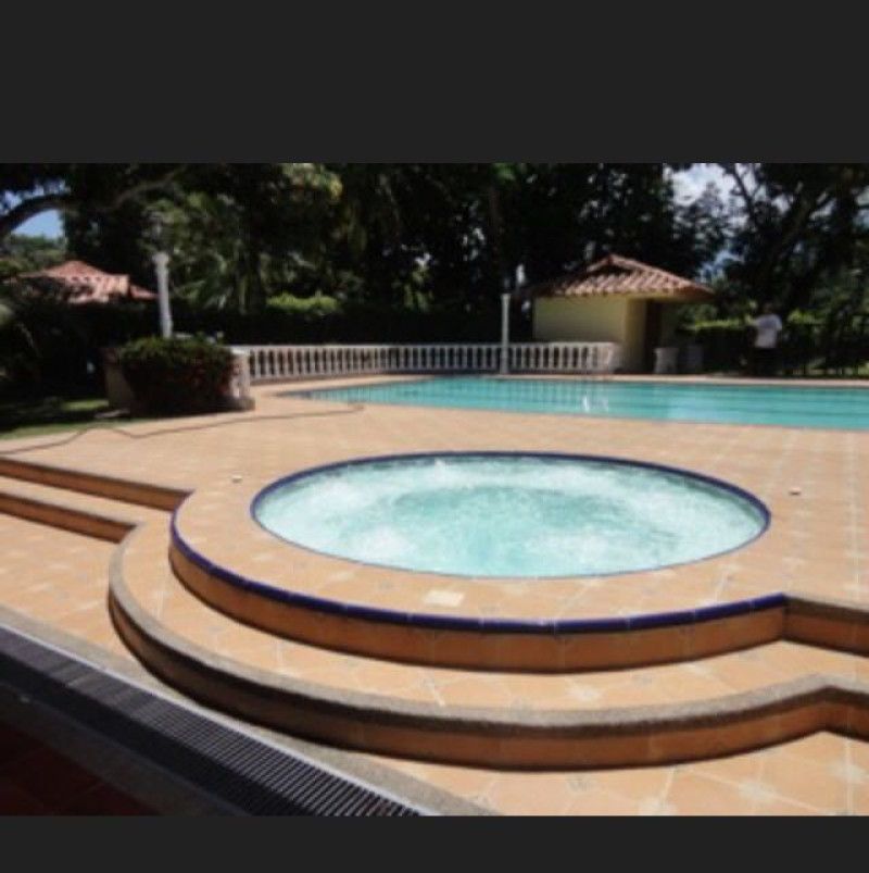 Finca en venta Antioquia Santafé De Antioquia Santafé De Antioquia 0 m2 Habitaciones 4 Baños 4 Garajes 4 Precio $980000000